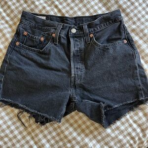 Levi’s 501 Denim Shorts Size 25